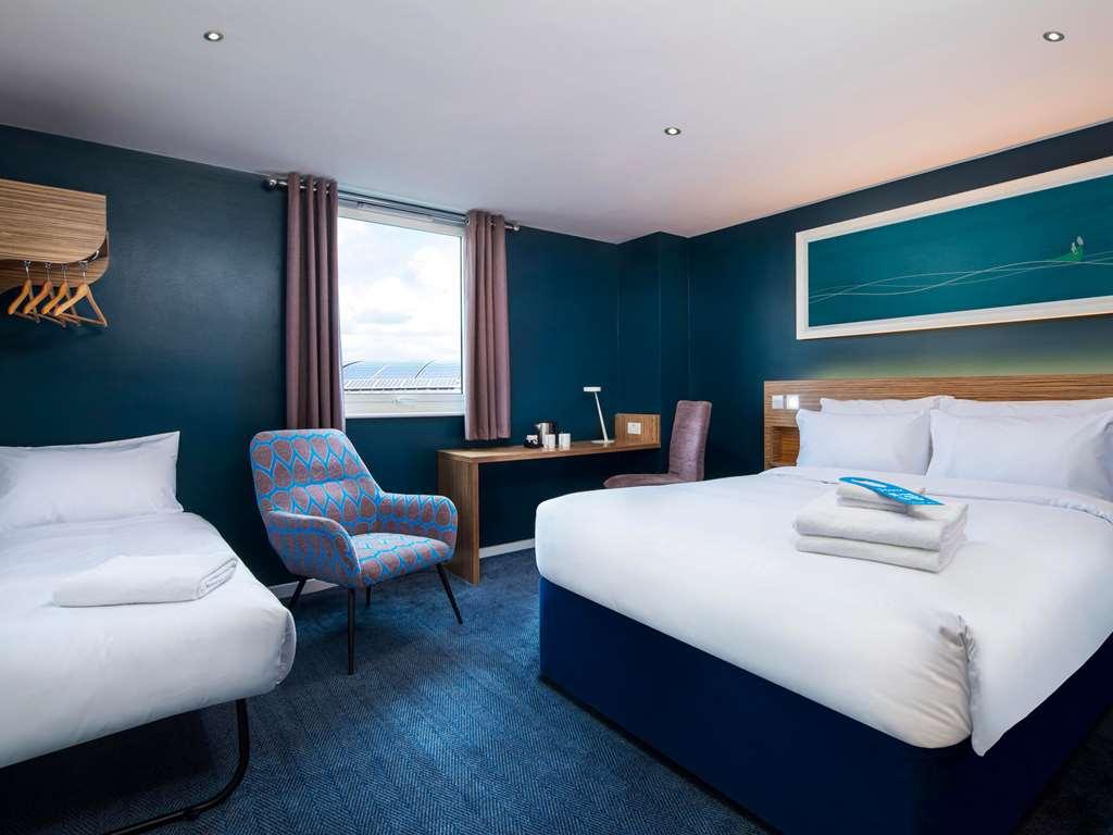 Travelodge London Ealing Oda fotoğraf
