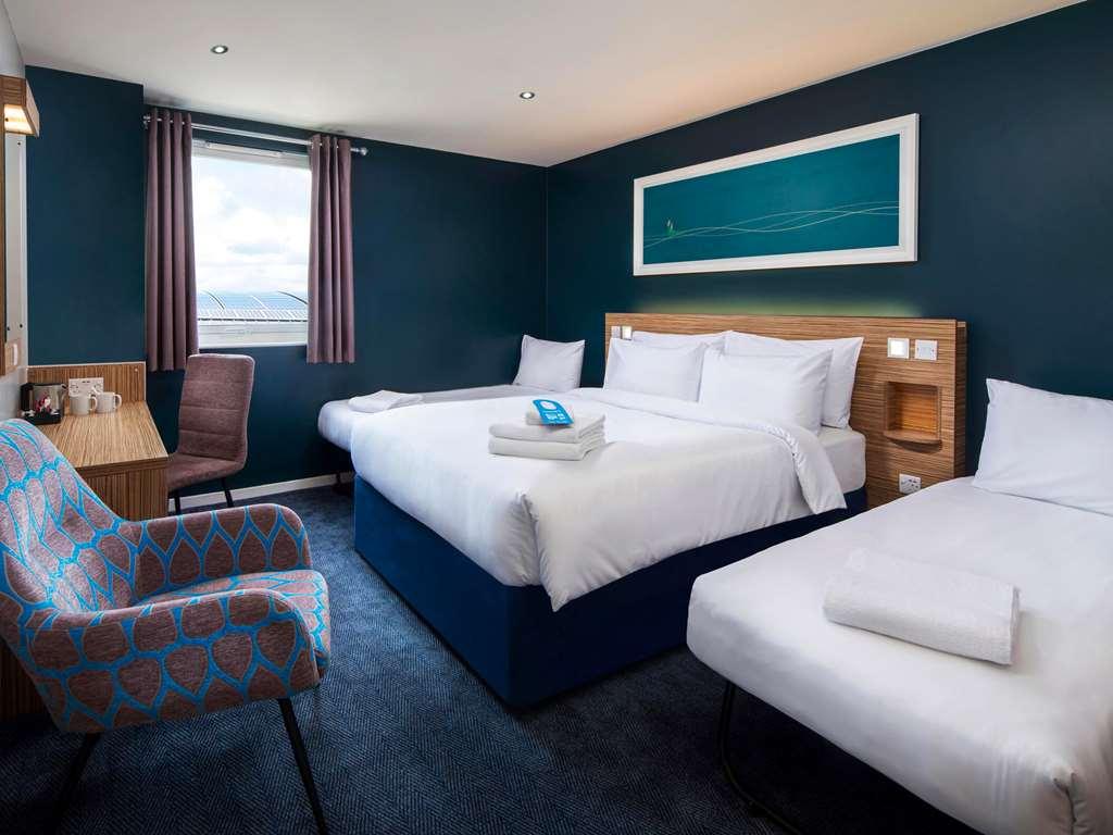 Travelodge London Ealing Oda fotoğraf